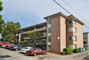 1415 52nd St, Seattle WA  98103-6107 exterior