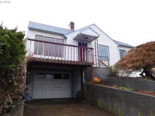 332 Pleasant Ave, Tongue Point, OR 97103-5728