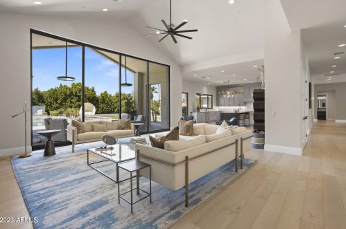 6246 Hillcrest Blvd, Scottsdale, AZ 85251-1925