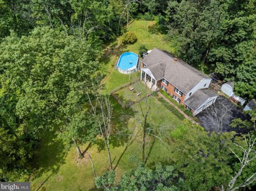 1103 Bridgeton Hill Rd, Upper Black Eddy, PA 18972-9440