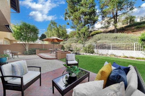21 Verona Ln, El Toro CA  92610-1912 exterior