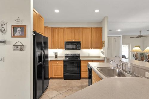 3966 9th Ln, Vero Beach FL  32960-6123 exterior