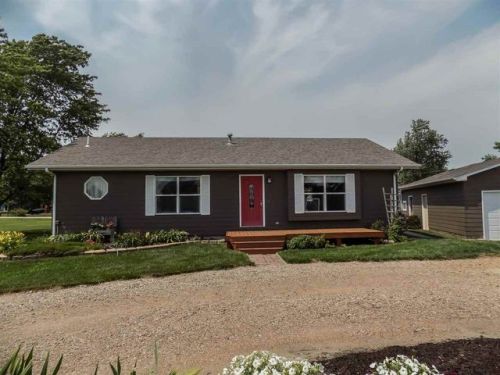 202 Alonzo St, Lake, NE 68982-3030