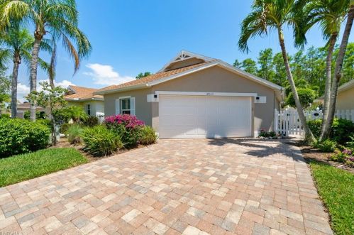 14822 Sterling Oaks Dr, Naples, FL 34110-4100