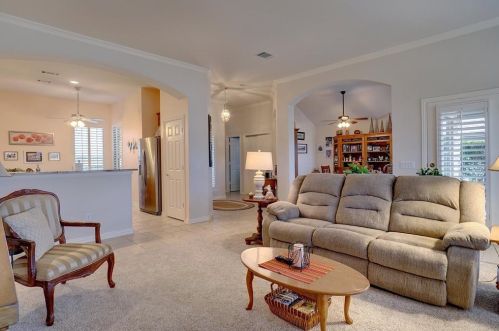 9404 Orangewood Trl, Denton TX  76207-8622 exterior