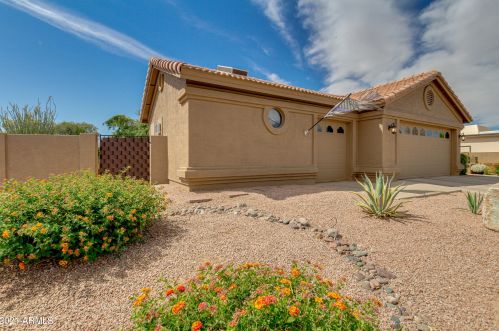 10909 Watford Dr, Chandler, AZ 85248-8205