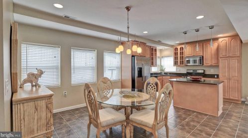 7127 Roosevelt Ave, Falls Church VA  22042-1623 exterior