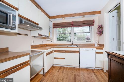 900 Bancroft Pkwy, Wilmington DE  19805-2642 exterior