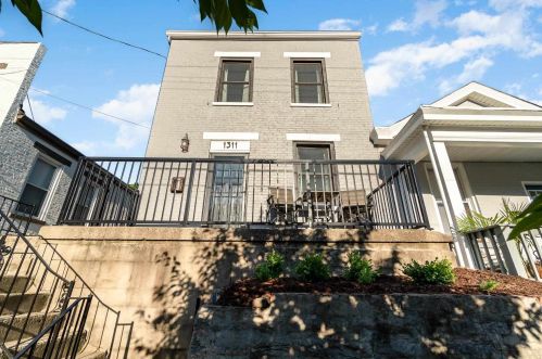 1311 Holman Ave, Covington, KY 41011-2934