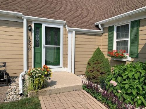 1956 Grassfork Ct, Valpo, IN 46385-6117