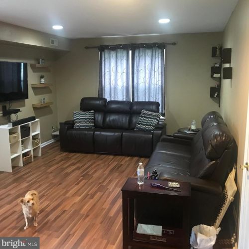 620 State Rd, West Deptford, NJ 08051-1218