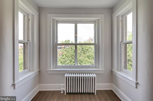 1916 Calvert St, Washington DC 20008-2663 exterior