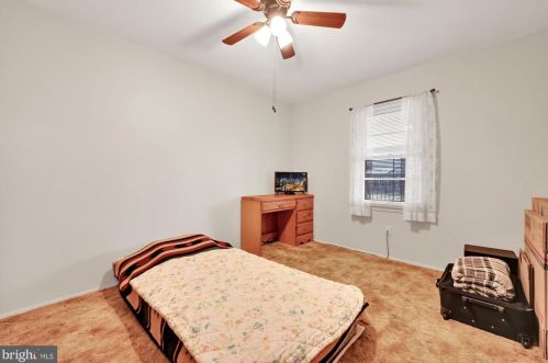 121 Lemon St, Ephrata PA  17522-2313 exterior