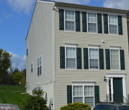 303 Pendleton Ln, Strasburg, VA 22657-2187