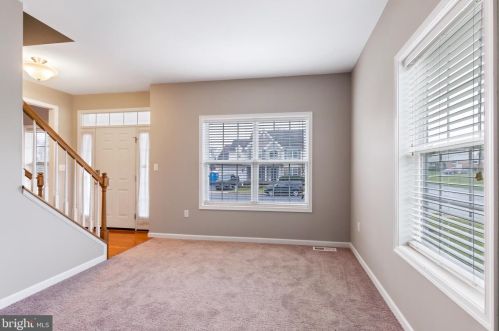 60 Silver Birch Dr, Lancaster PA  17602-7014 exterior