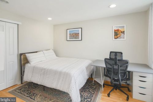 1613 Manton St, Philadelphia PA  19146-3029 exterior