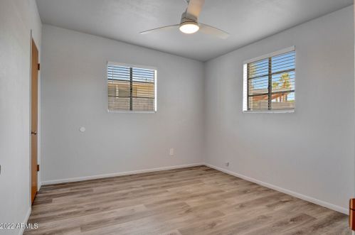 7611 12th Pl, Phoenix AZ  85020-4540 exterior