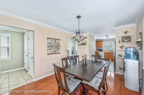 204 Hudson Ave, Middletown NJ  07748-5531 exterior