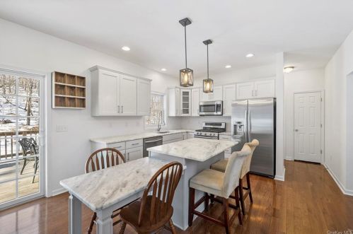 437 Depot Hill Rd, Poughquag NY  12570-5765 exterior