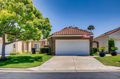 12136 Royal Lytham Row, San Diego, CA 92128-4466