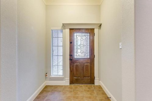 1804 Colorado Ct, Burleson TX  76028-8176 exterior