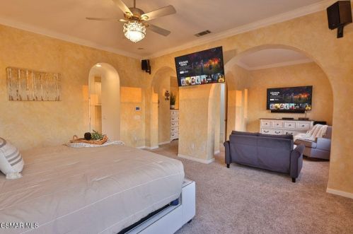 5391 Evening Sky Dr, Simi Valley CA  93063-5744 exterior