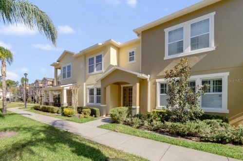 5359 Factors Walk Dr, Sanford, FL 32771-8533