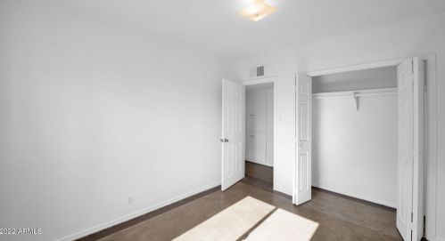 4522 11 Ave, Phoenix AZ 85013-1017 exterior