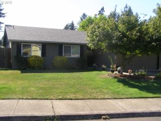 835 Elm Ct, Barlow, OR 97013-4011
