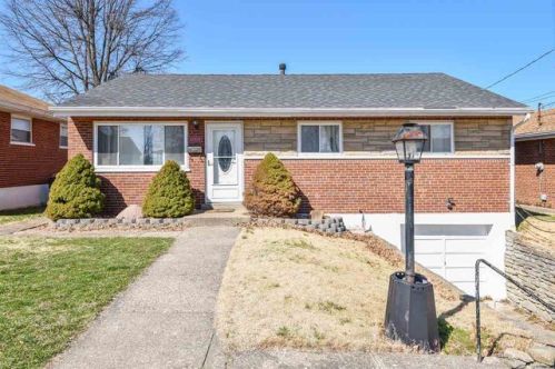 3430 Maple Tree Ln, Covington, KY 41018-1120