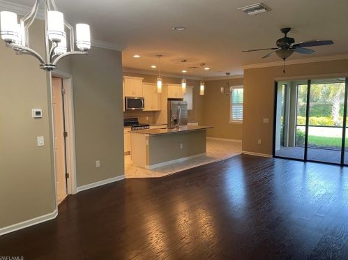 16117 Camden Lakes Cir, Naples FL  34110-2880 exterior