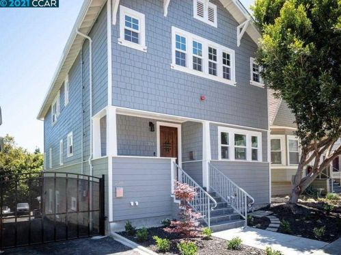 254 Athol Ave, Oakland, CA 94606-1322