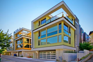 1810 23rd Ave, Seattle, WA 98112-2947