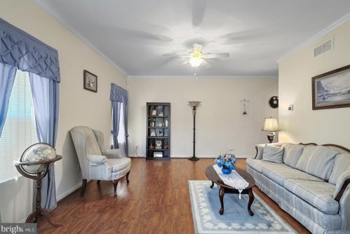 143 Robin Way, Magnolia DE  19962-2632 exterior