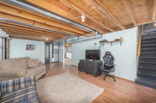 15936 Wooster Rd, Mount Vernon OH  43050-9764 exterior