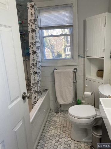 107 Cambridge Ave, Englewood NJ  07631-1707 exterior