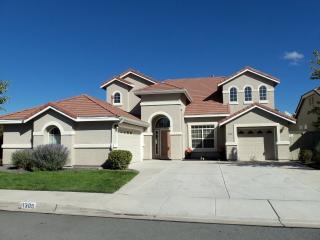 1305 Sterling Crest Ln, Reno, NV 89521-5198
