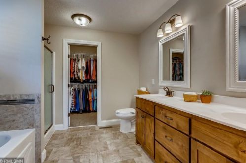 17958 Grant St, Otsego MN  55330-7073 exterior