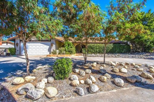 1317 5th Ave, Redlands, CA 92374-5440