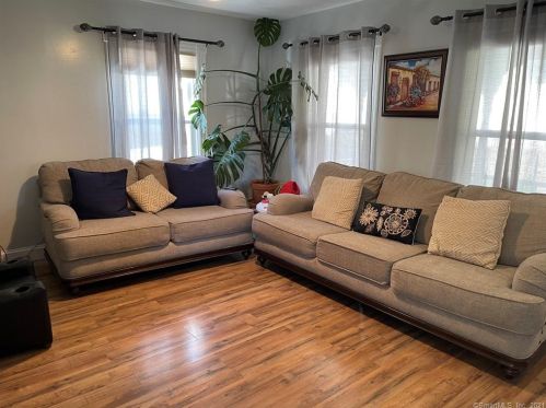 3 Griswold Ct, United States Coast Guard Ac CT  06320-5209 exterior