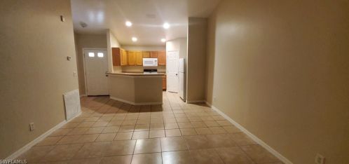 613 Hawthorne Ave, Lehigh Acres FL 33974-9772 exterior