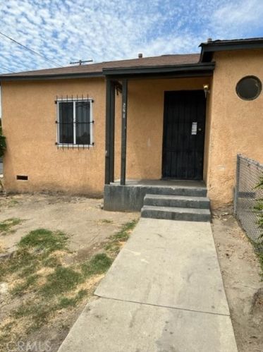519 Tamarind Ave, Compton, CA 90220-2424