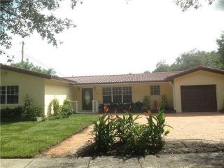 5730 Harrison St, Hollywood, FL 33023-1476