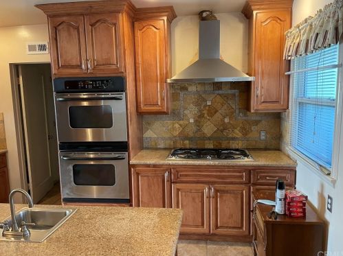 2427 Rancho Dr, Riverside, CA 92507-5744