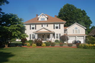 725 Lebanon Ave, Campbellsville, KY 42718-1852