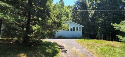 19 Foss Rd, Monticello, NY 12701-3403