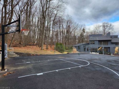 16 Perona Rd, Andover NJ  07821-5000 exterior