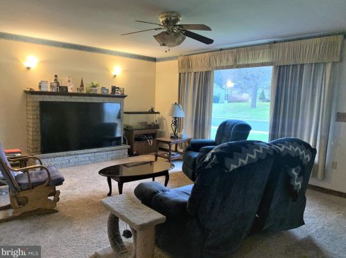 730 Columbia Ave, Palmerton, PA 18071-1404