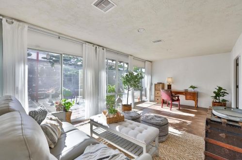 16670 Bernardo Oaks Dr, San Diego CA  92128-2837 exterior