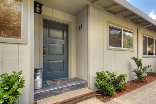 121 Virginia Ave, Belmont, CA 94002-2329
